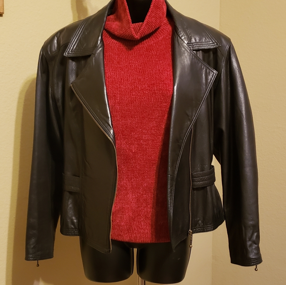 EUC Size 8 Laurel lambskin jacket
